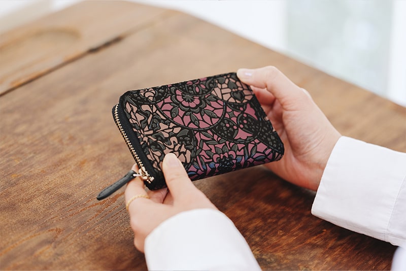 RYUOLA（リュオラ）小銭入れ